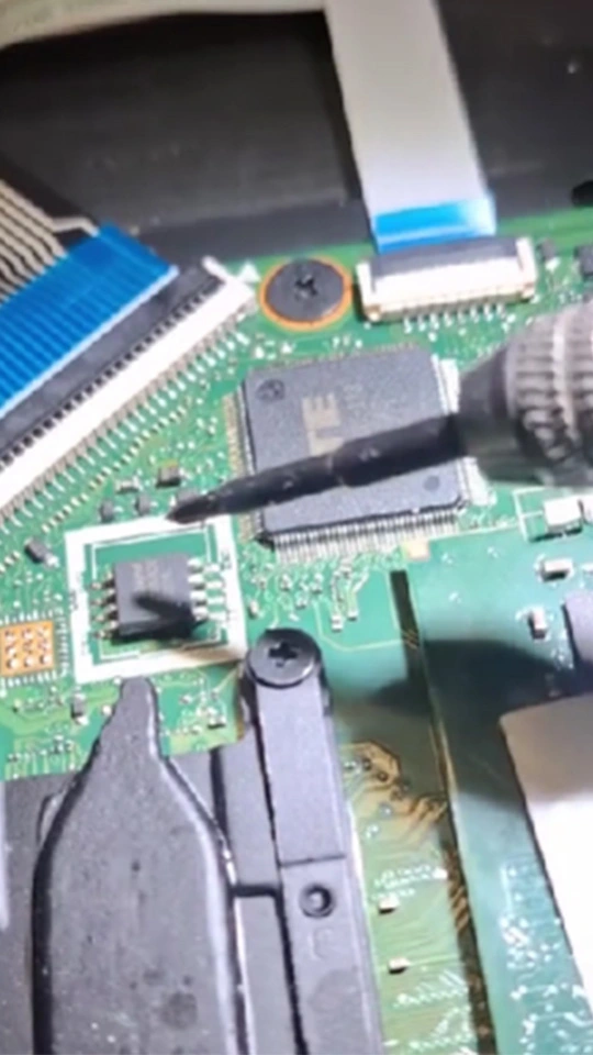 BIOS re-programiranje